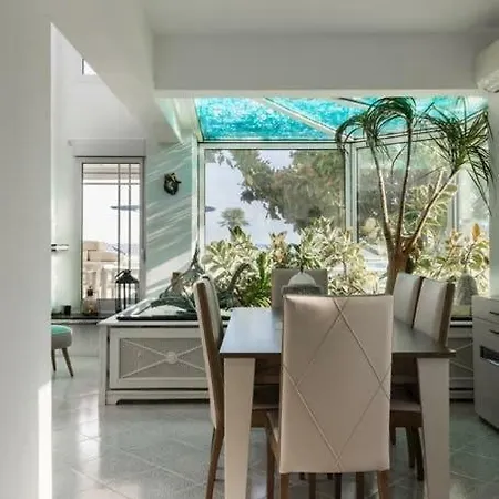One - Calm And Peace In Our Private فيلة